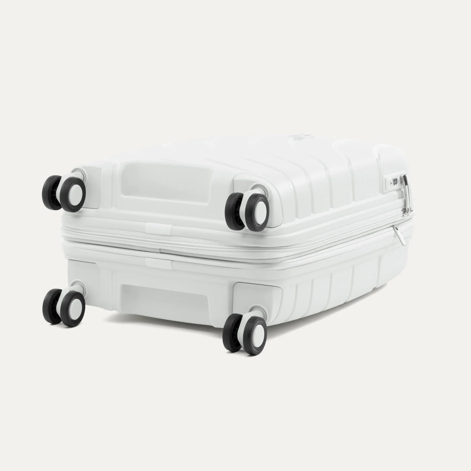 Atlantic® Carry-On / Medium Check-In Hardside Set - Image 4