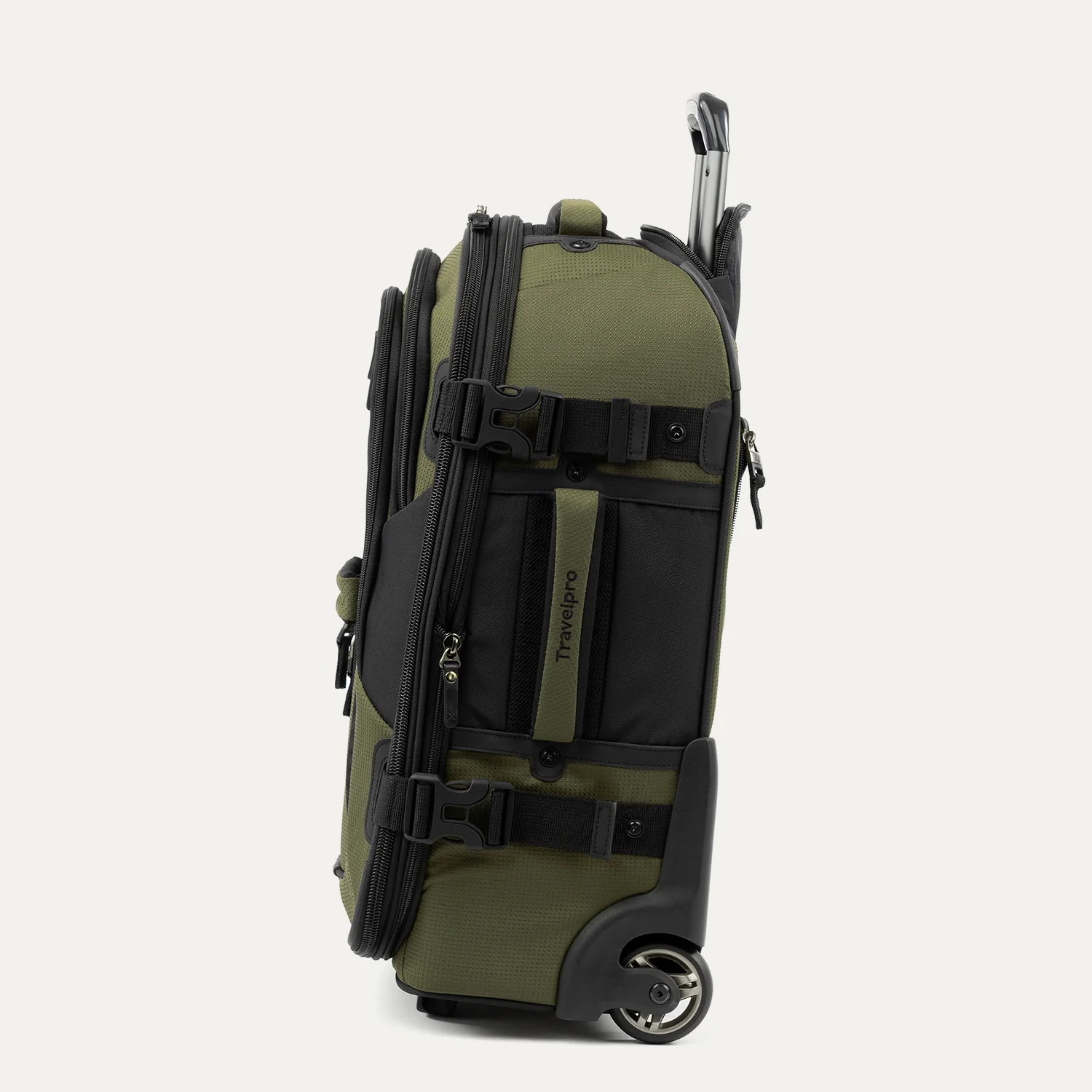 Bold™ By Travelpro® Backpack / Carry-On Rollaboard Set - Image 12