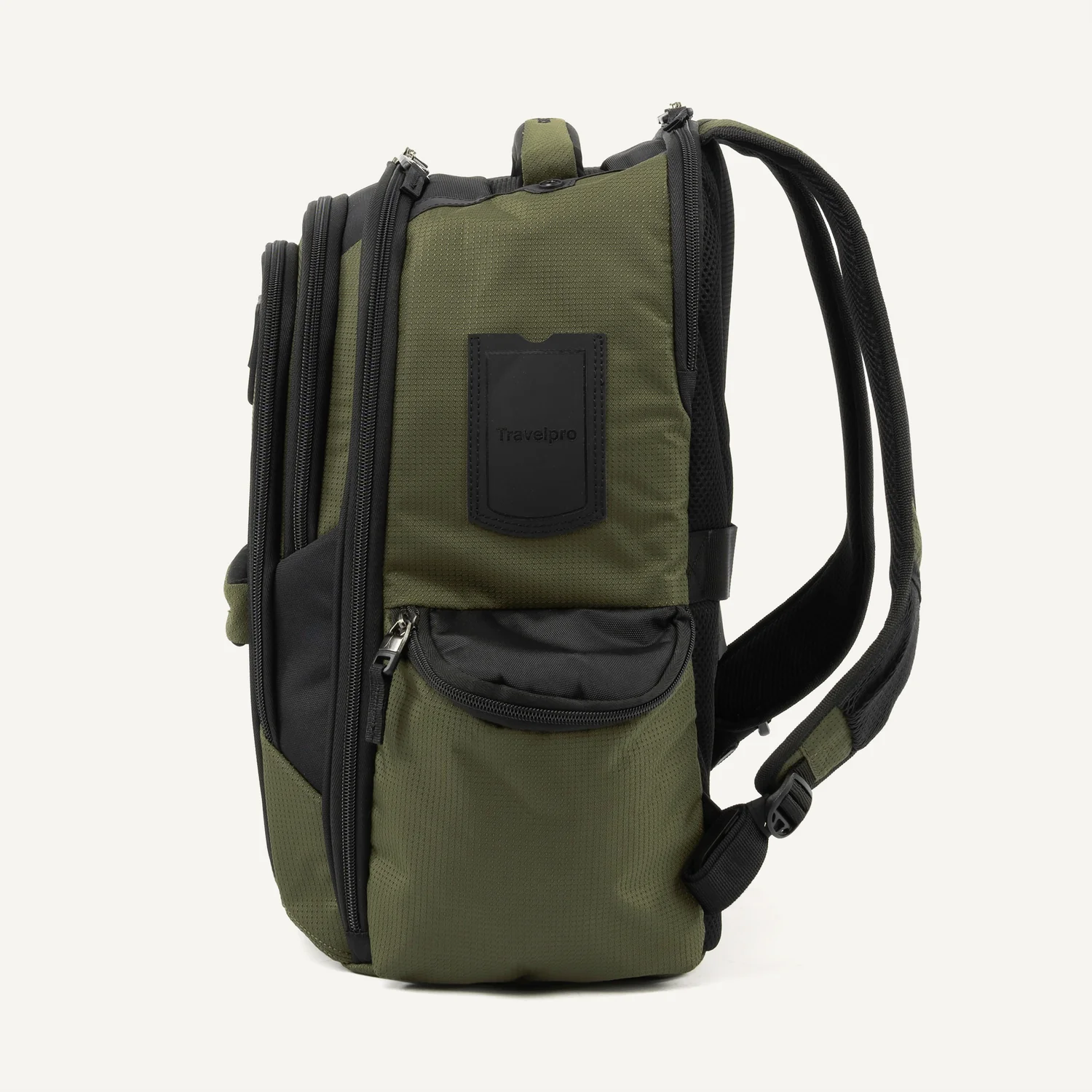 Bold™ By Travelpro® Backpack / Carry-On Rollaboard Set - Image 15