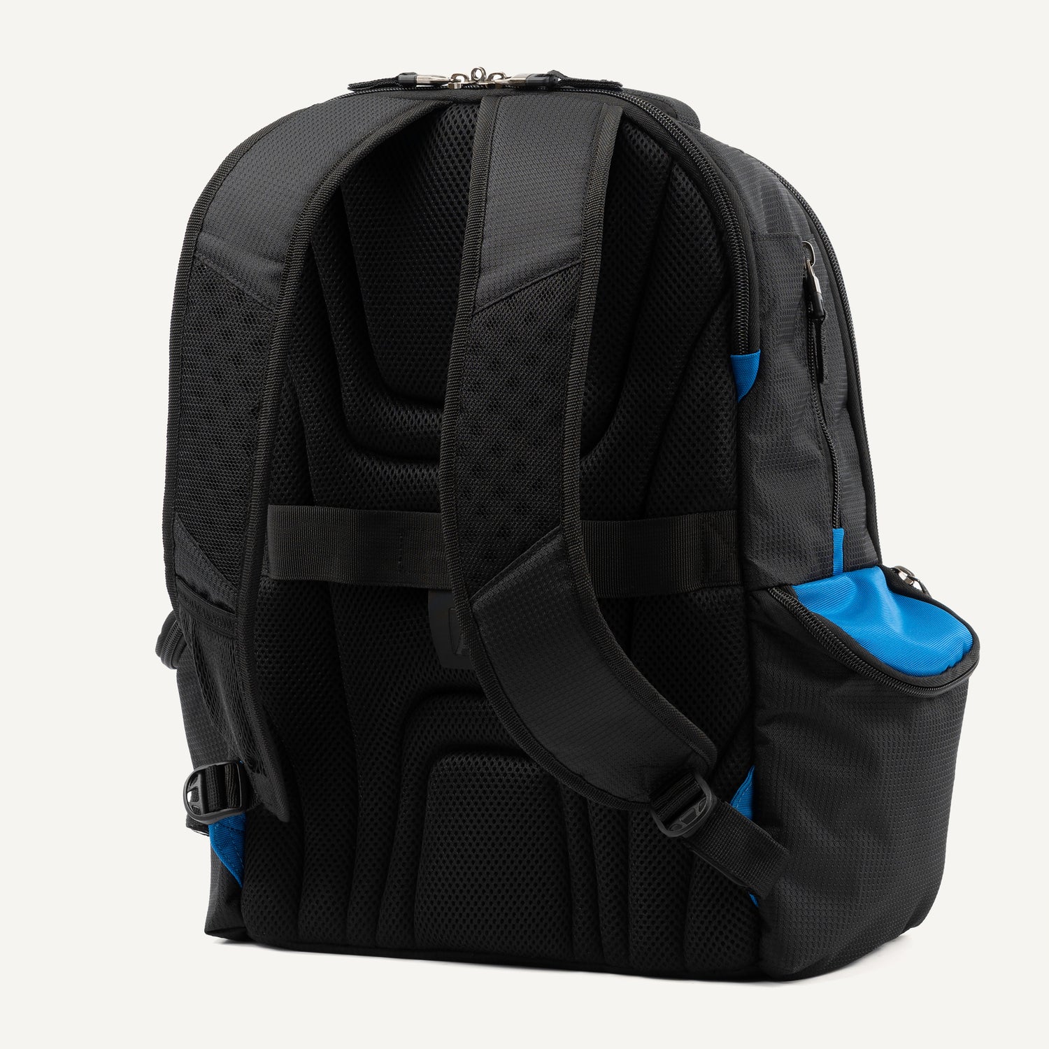 Bold™ By Travelpro® Backpack/ Check-In Rolling Duffel - Image 4