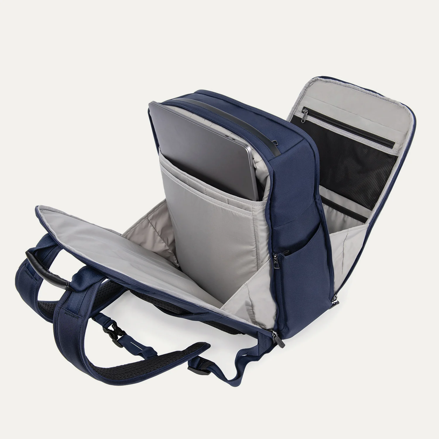 Crew™ Executive Choice™ 3 Large Travel Backpack- Titanium Grey - Image 14