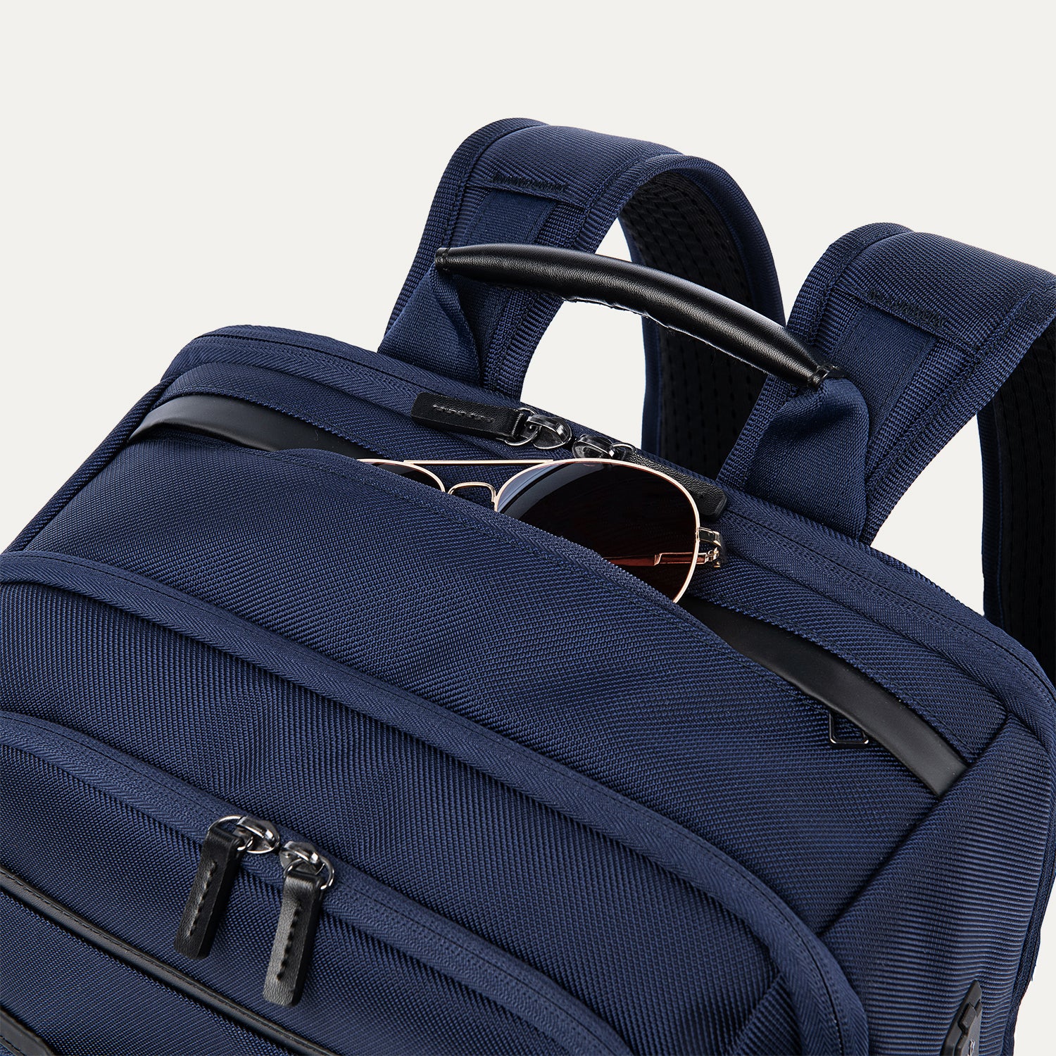 Crew™ Executive Choice™ 3 Large Travel Backpack- Titanium Grey - Image 21