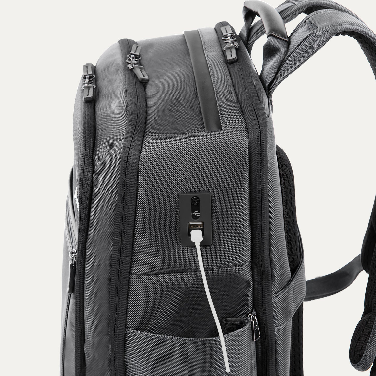 Crew™ Executive Choice™ 3 Large Travel Backpack- Titanium Grey - Image 23