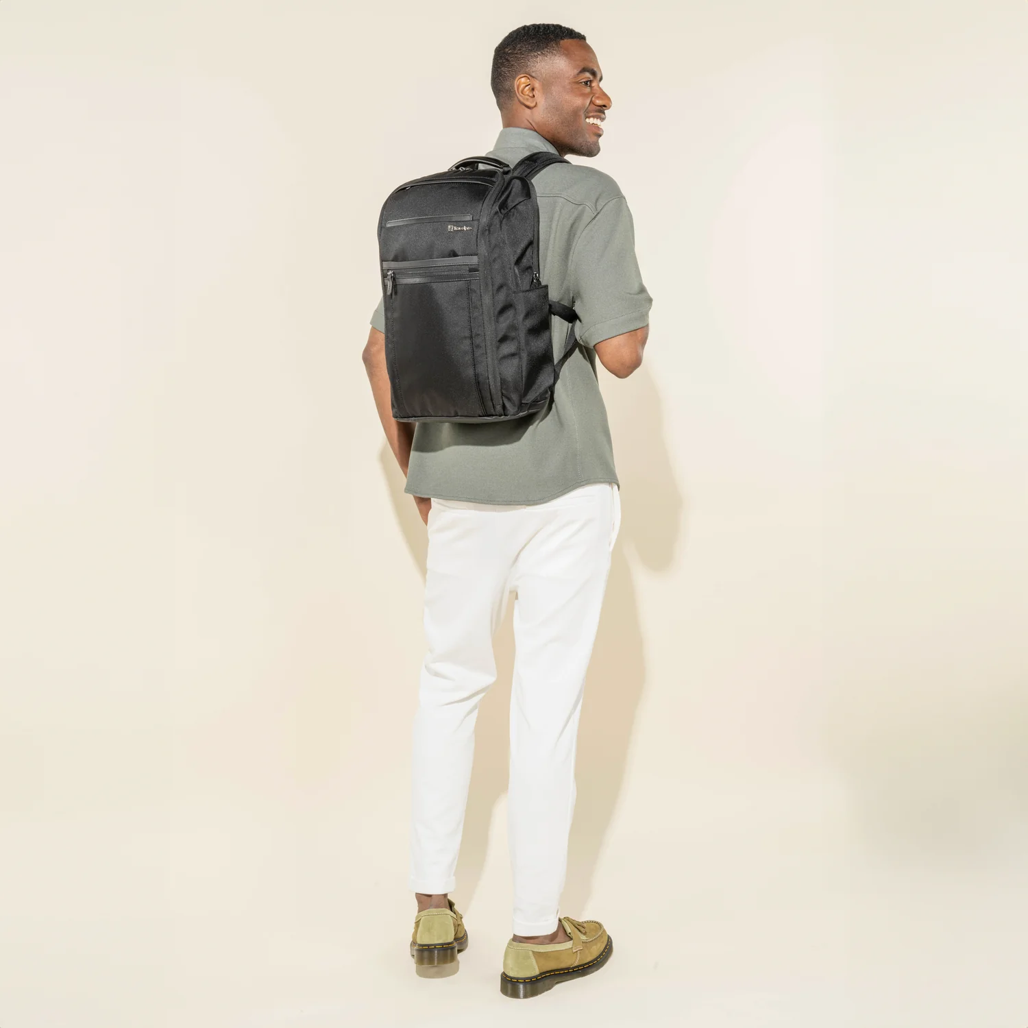 Crew™ Executive Choice™ 3 Slim Laptop Backpack- Titanium Grey - Image 20