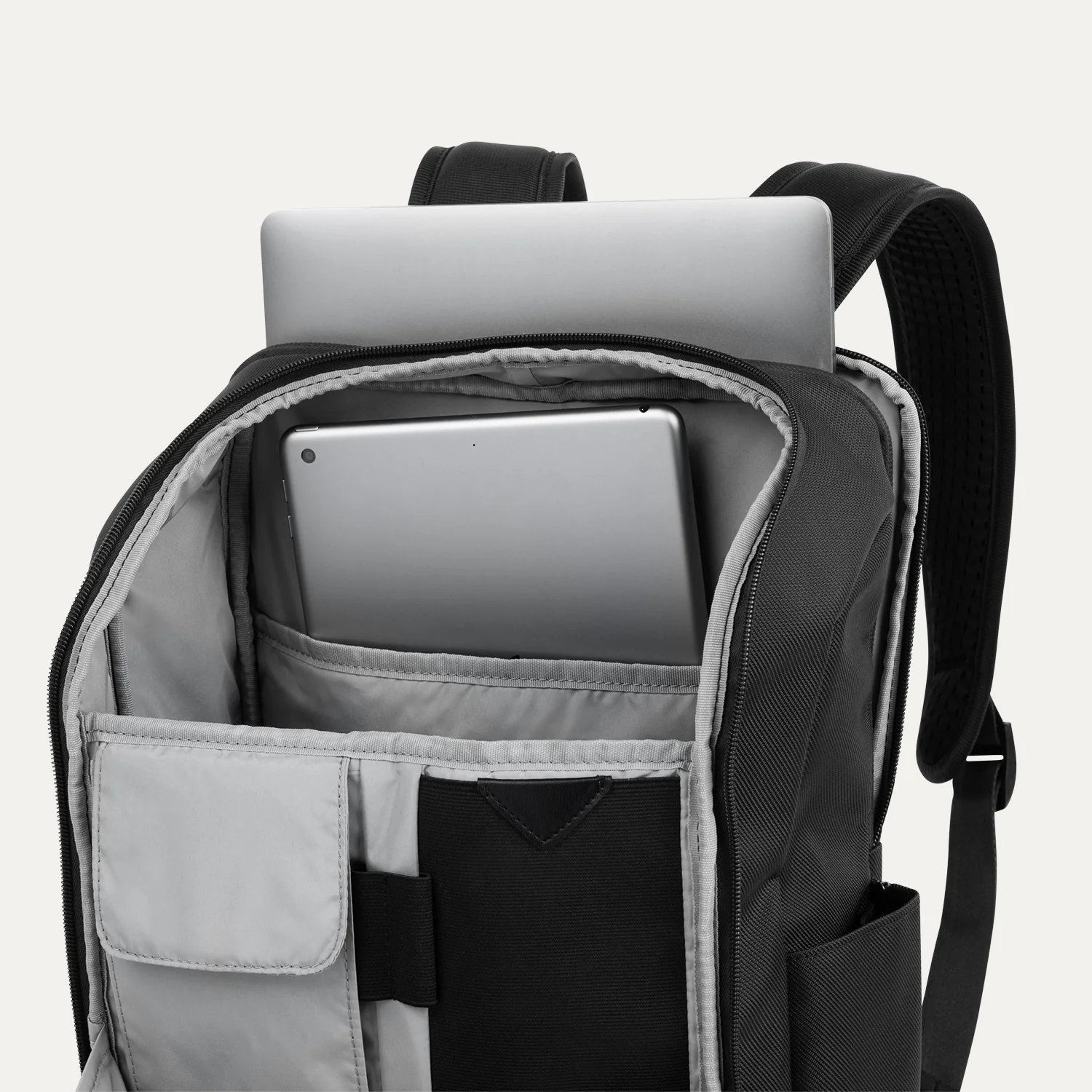 Crew™ Executive Choice™ 3 Slim Laptop Backpack- Titanium Grey - Image 4