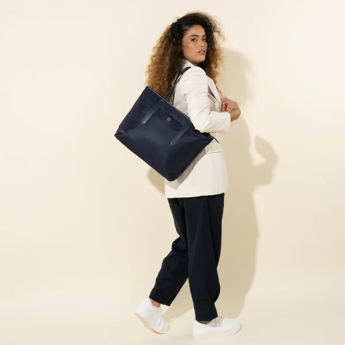 Crew™ Executive Choice™ 3 Women’s Tote - Image 6