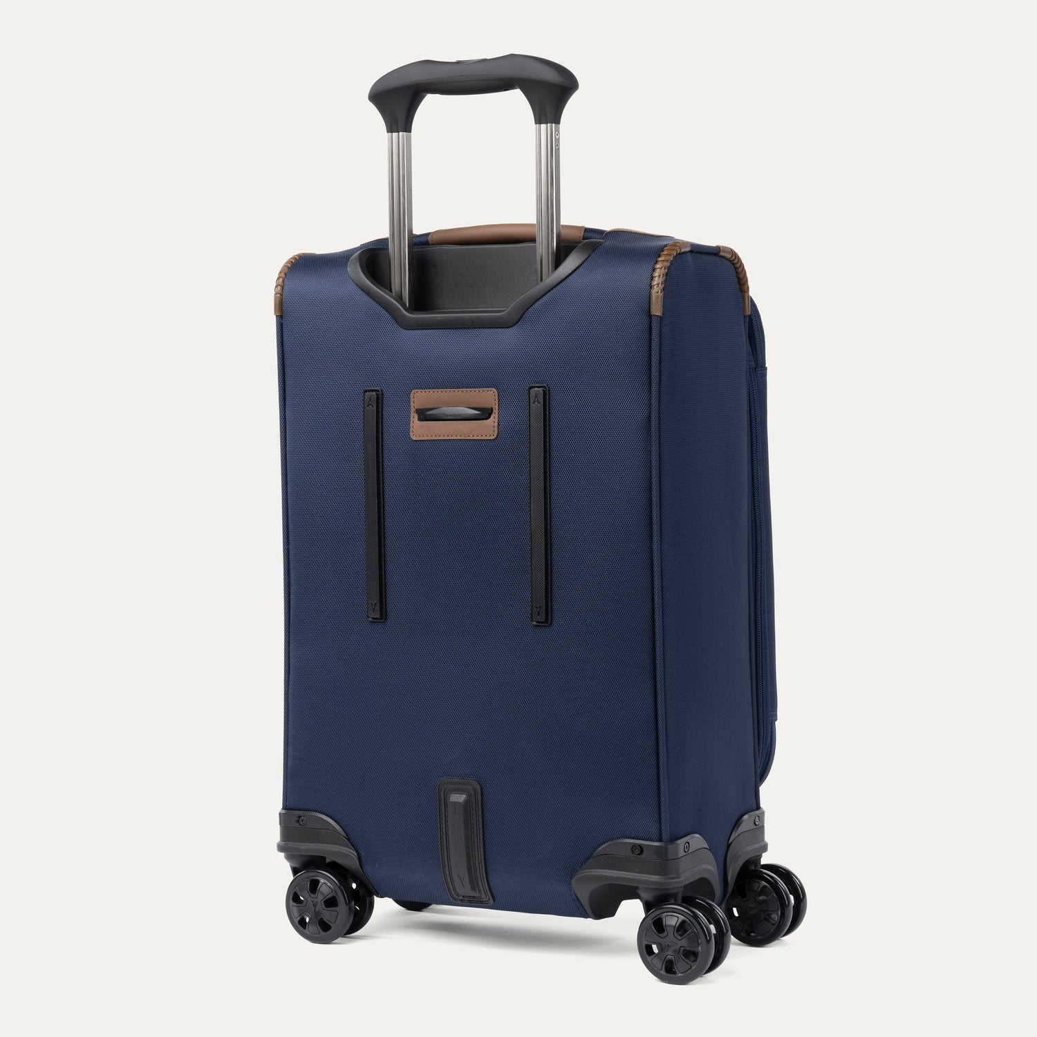 Crew™ Classic Compact Carry-On / Medium Check-In Set - Image 26