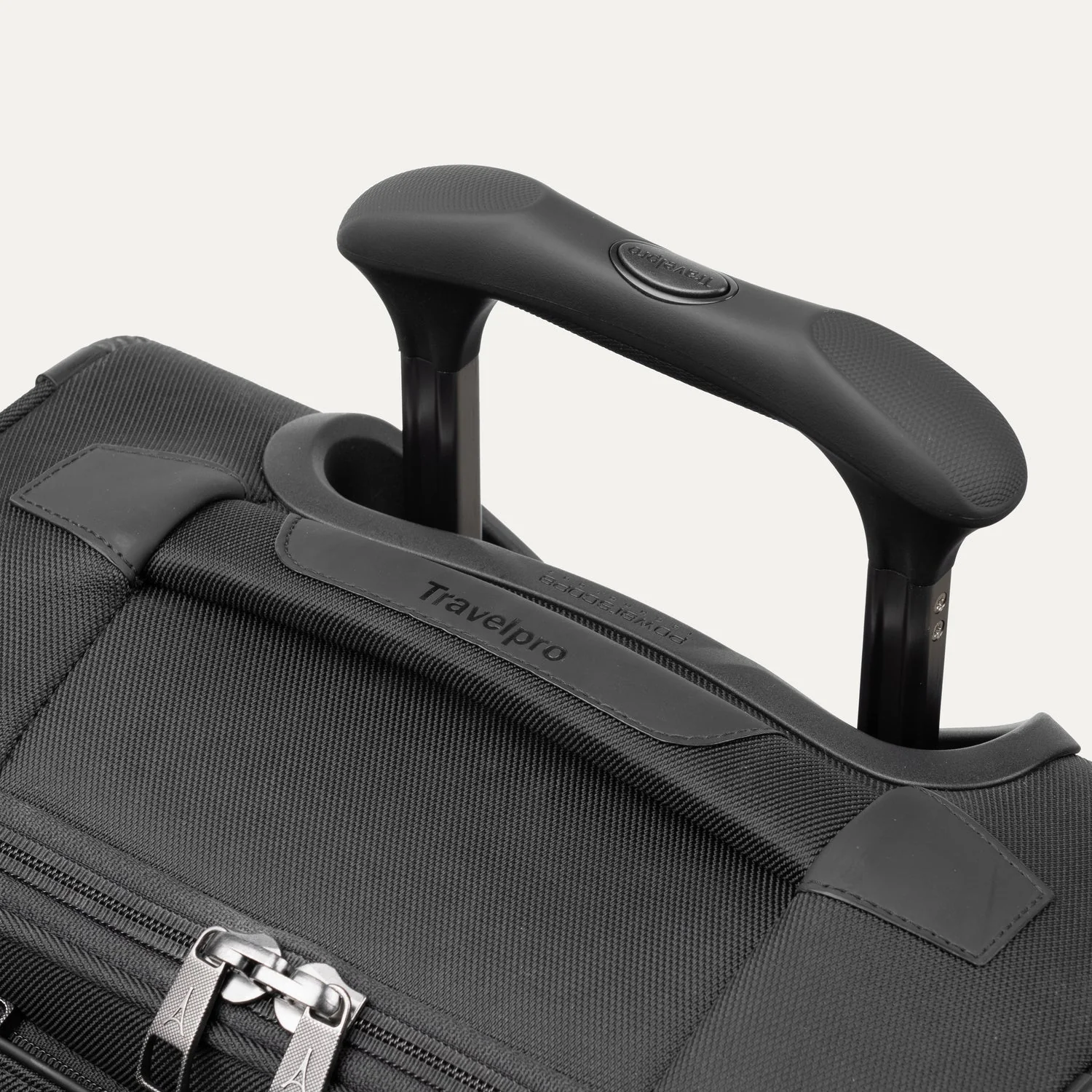 Crew™ Classic Compact Carry-On / Medium Check-In Set - Image 20