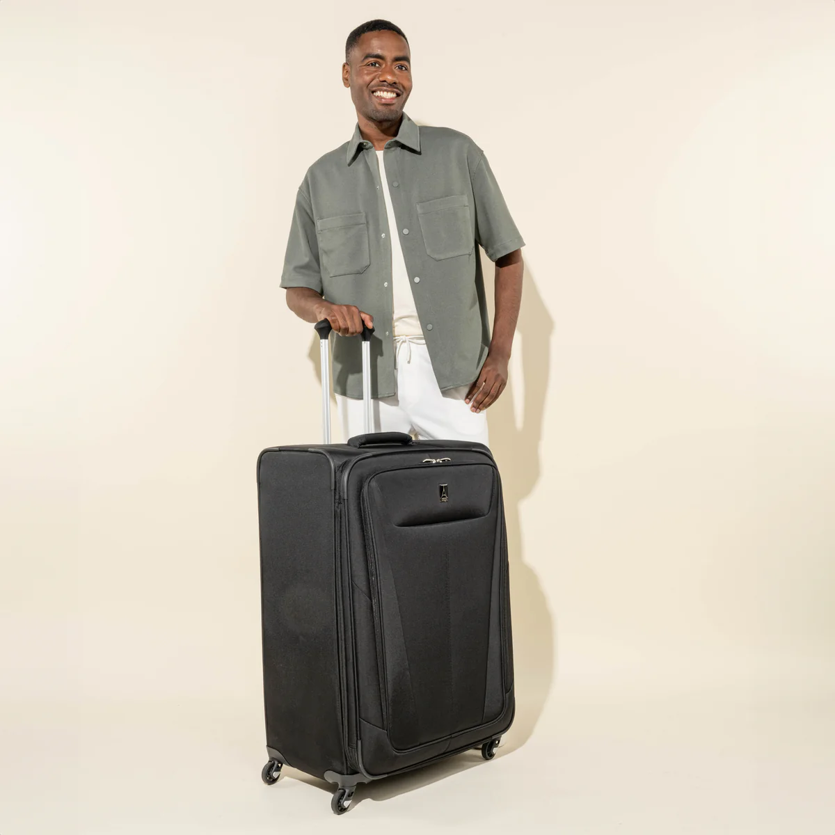 Maxlite® 5 Large Check-In Spinner - Image 35