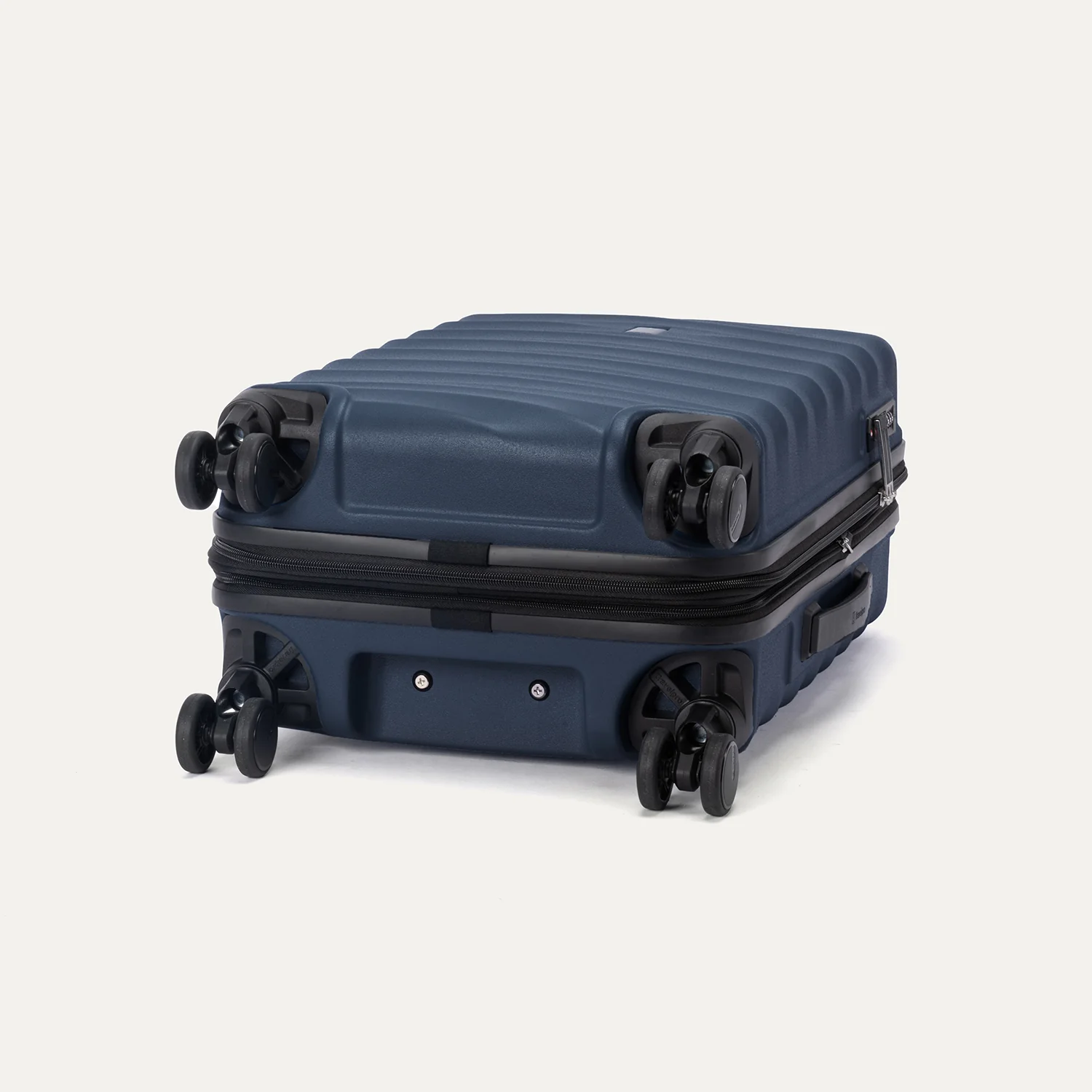 Maxlite® Air V2 Carry-On / Large Check-In Set - Image 11