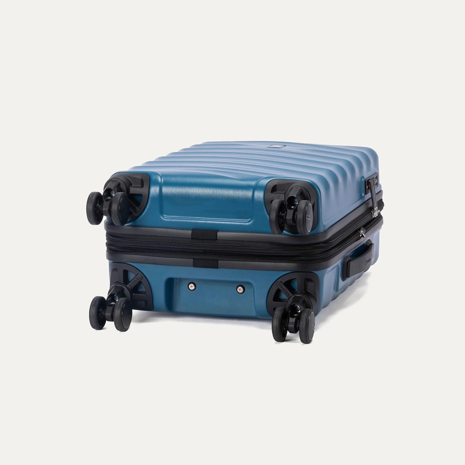 Maxlite® Air V2 Compact Carry-On / Medium Check-In Set - Image 4