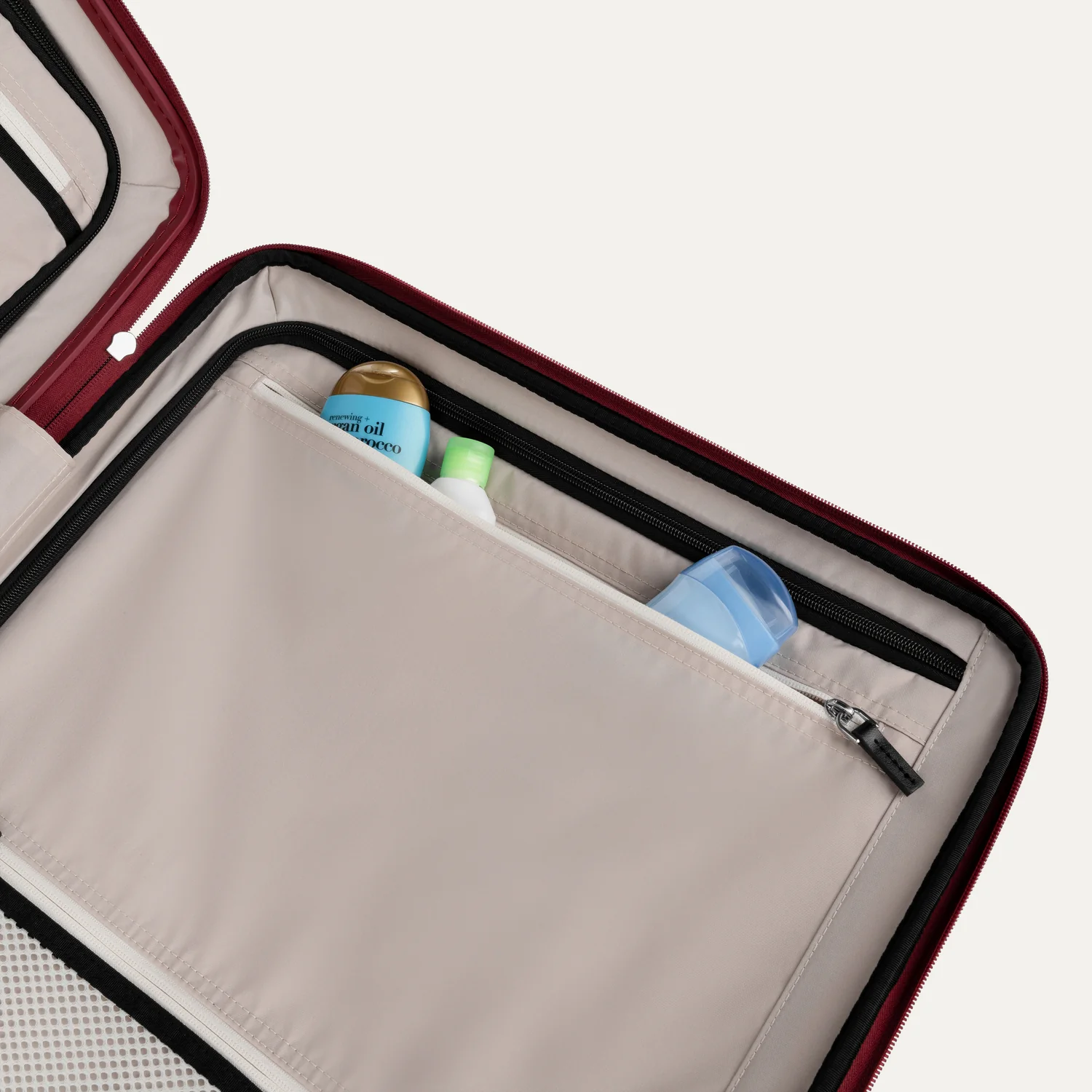 Platinum® Elite Carry-On / Large Check-In Hardside Set - Image 8