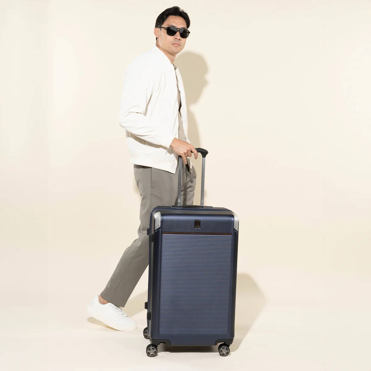 Platinum® Elite Carry-On / Large Check-In Hardside Set - Image 6