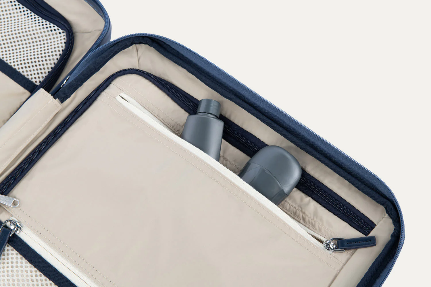 Platinum® Elite Carry-On / Medium Check-In Hardside Set - Image 23