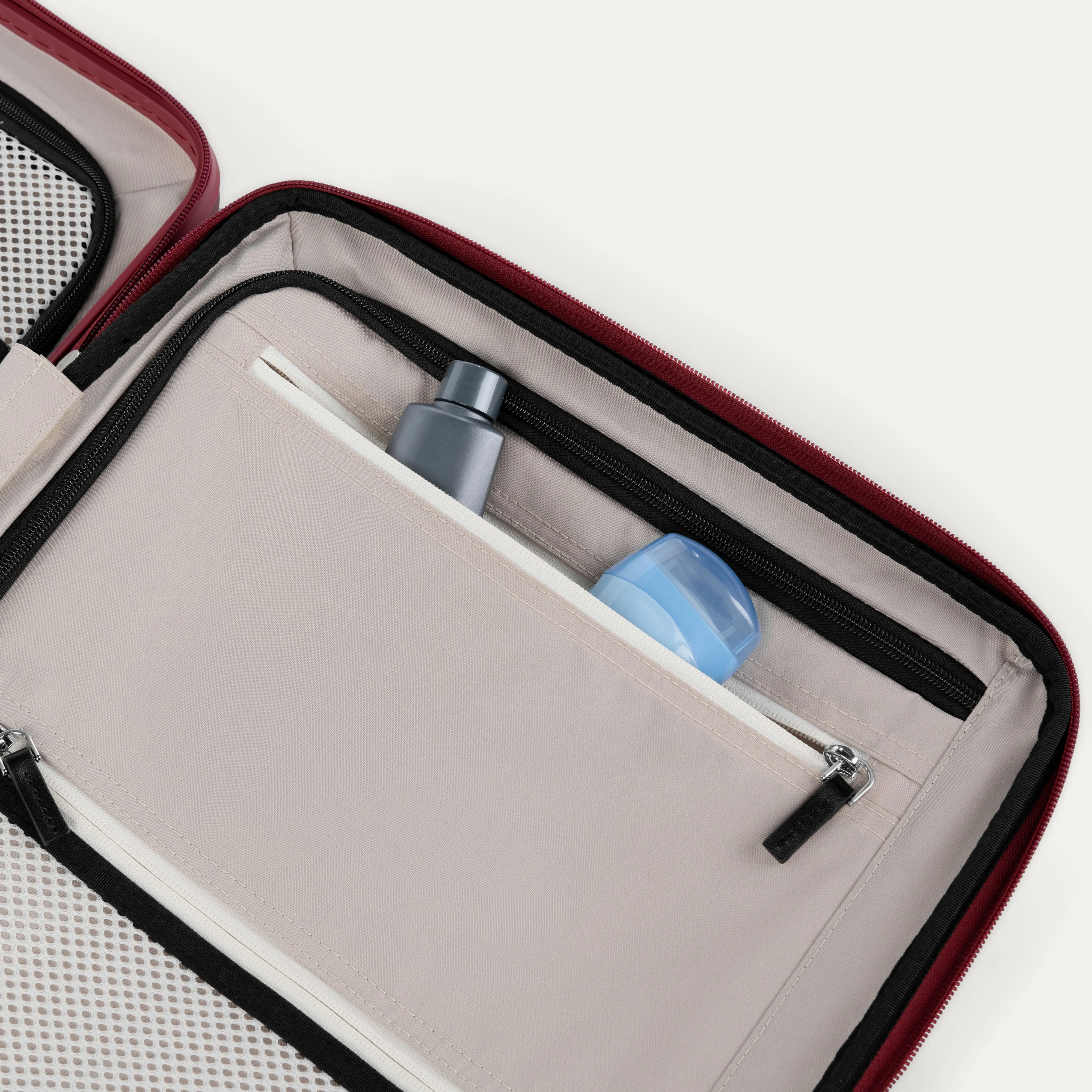 Platinum® Elite Carry-On / Medium Check-In Hardside Set - Image 38