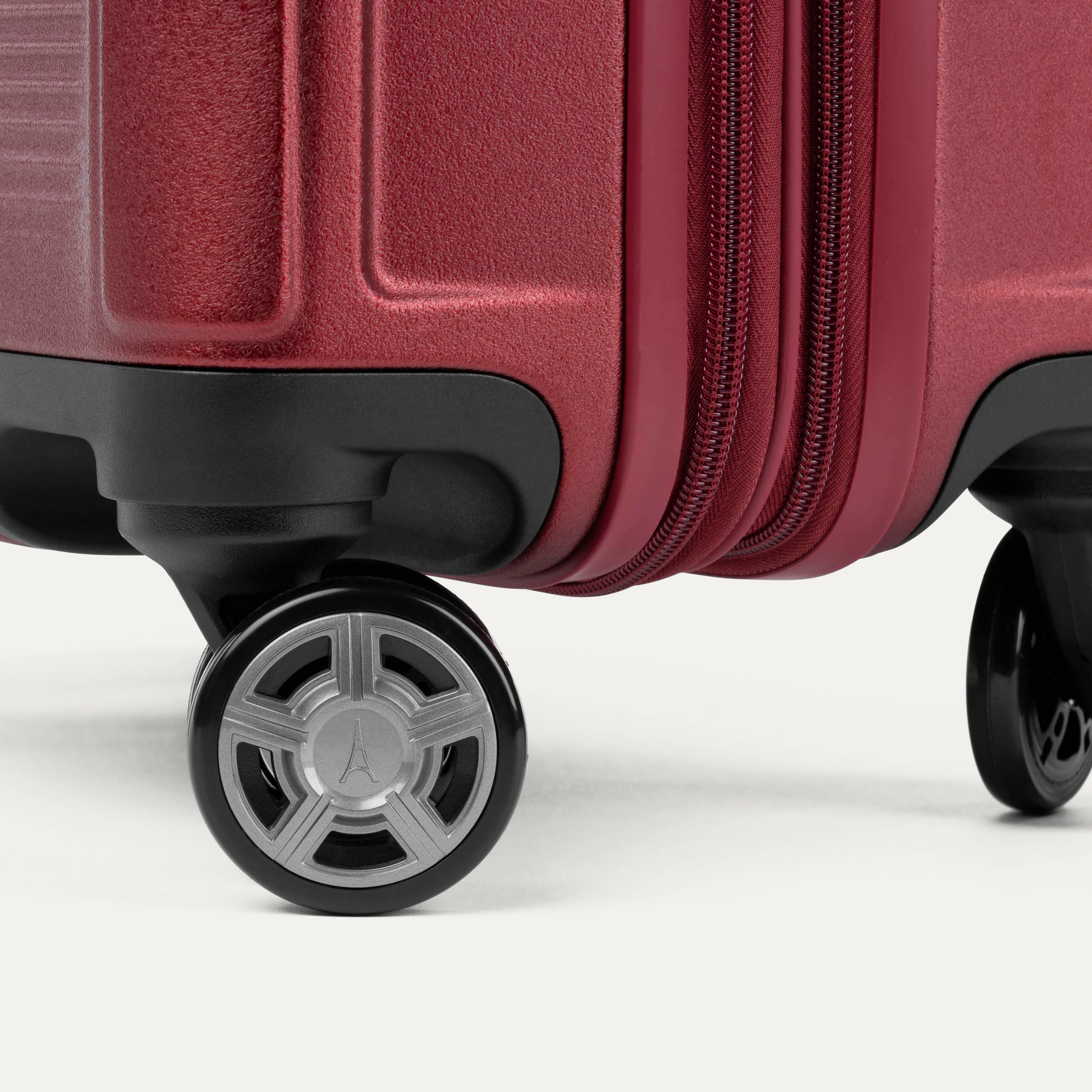 Platinum® Elite Carry-On / Medium Check-In Hardside Set - Image 40