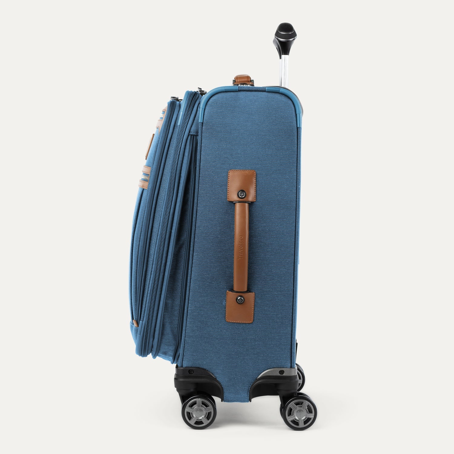 Platinum® Elite Carry-On / Medium Check-In Set - Image 14