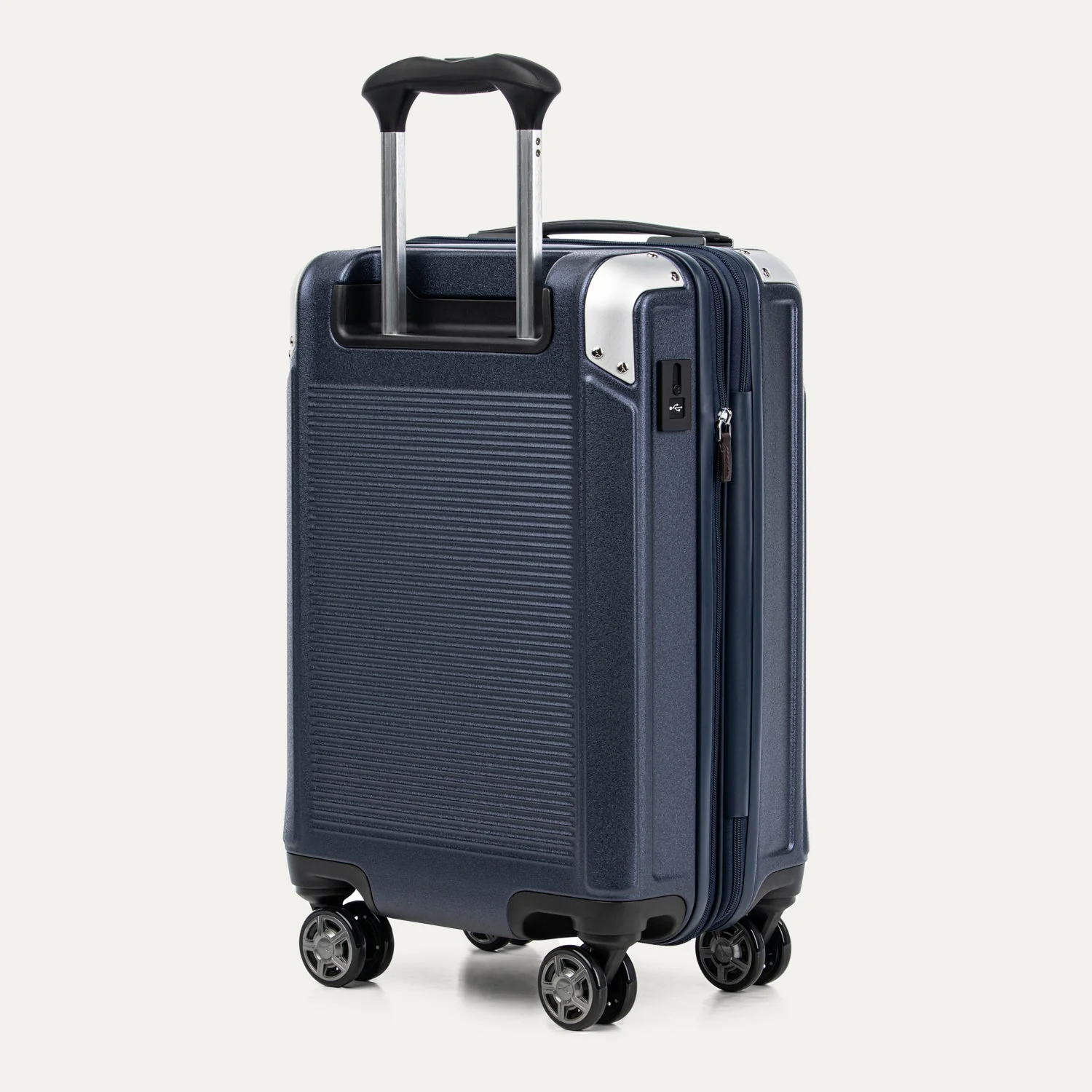 Platinum® Elite Compact Carry-On / Medium Check-In Hardside Set - Image 6