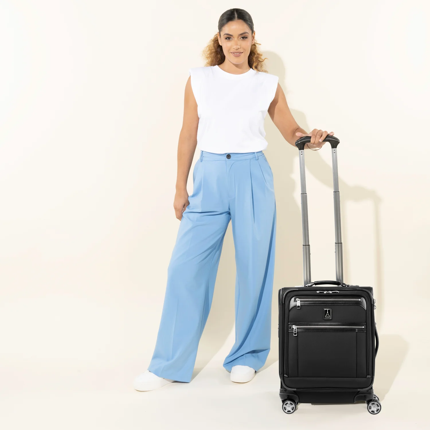Platinum® Elite International Carry-On Spinner - Image 12