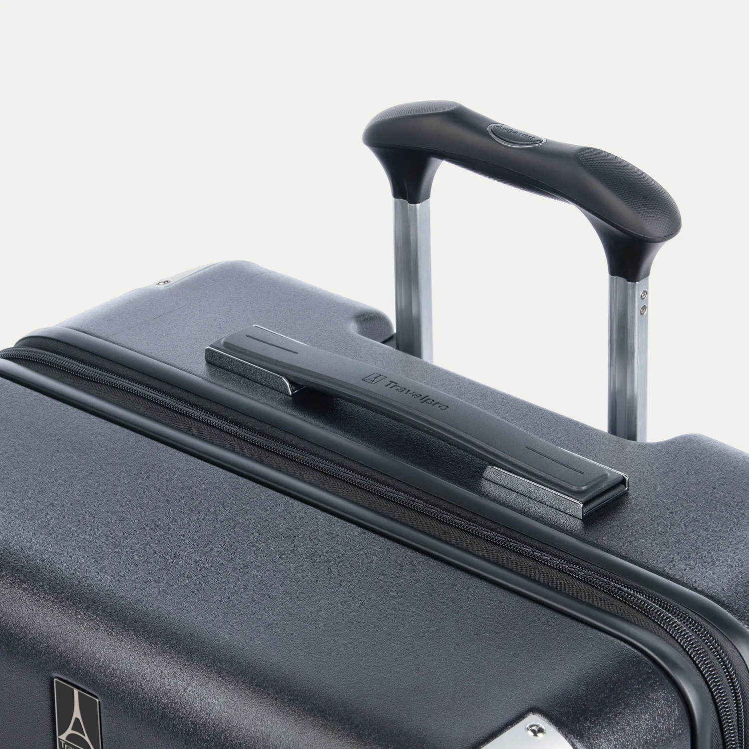 Platinum® Elite Medium Check-In Hardside Spinner - Image 29