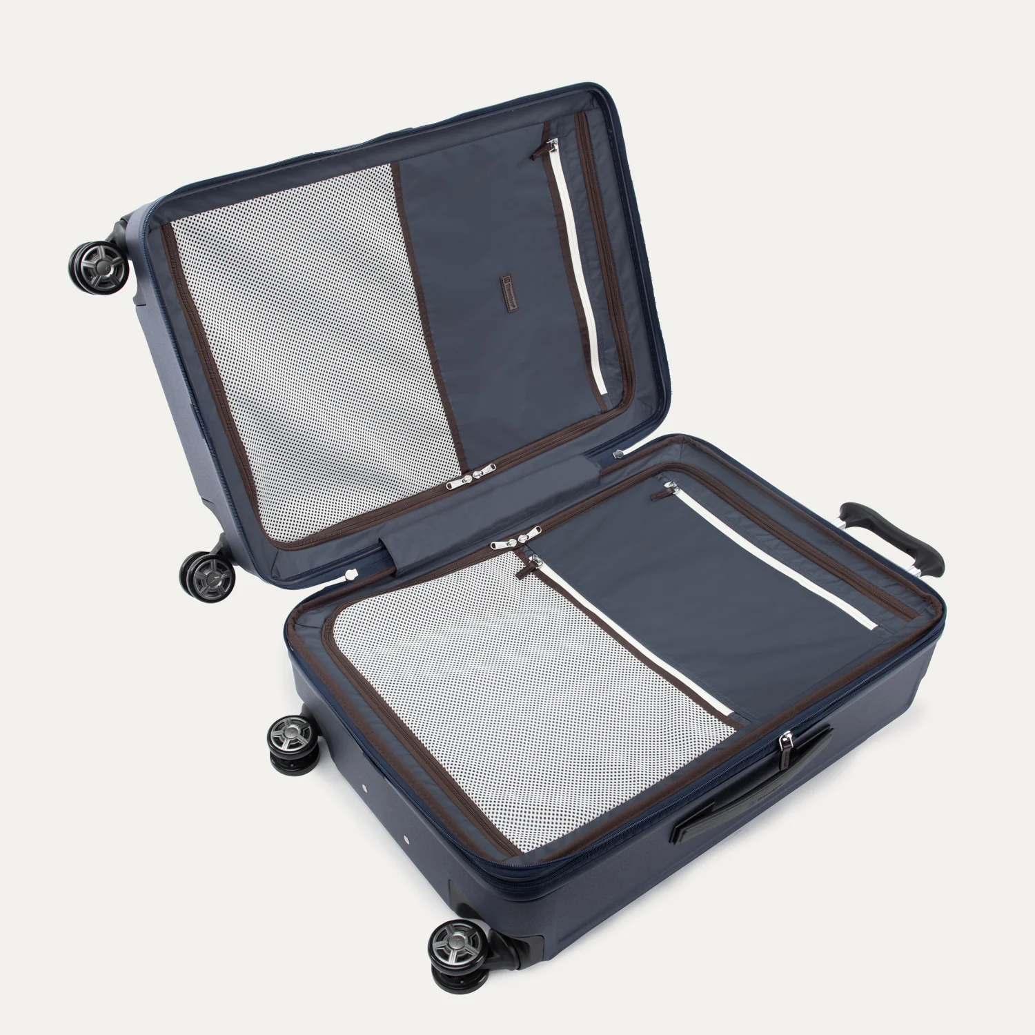 Platinum Elite Weekender Bag / Medium Check-In Hardside Set - Image 3
