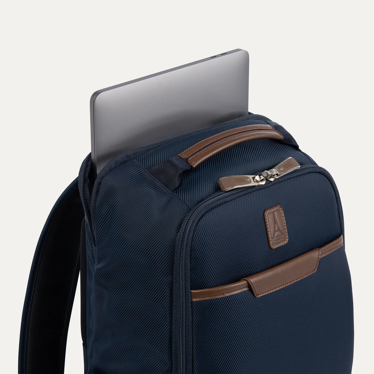 Runway Ready - Travelpro® x Travel + Leisure® Backpack / Carry-On / Medium Check-In Set - Image 6