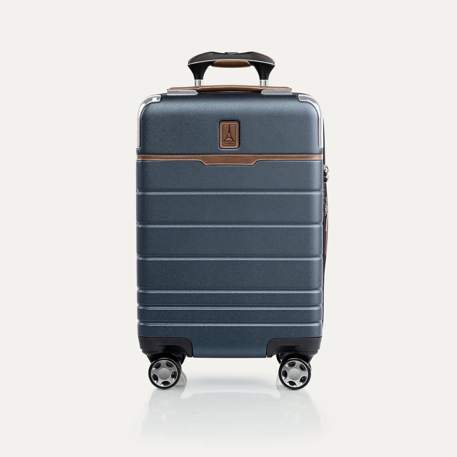 Travelpro® x Travel + Leisure® Compact Carry-On Spinner - Image 27